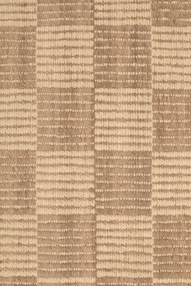 Lara Runner | Sand & Natural