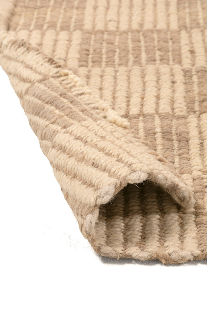 Lara Runner | Sand & Natural