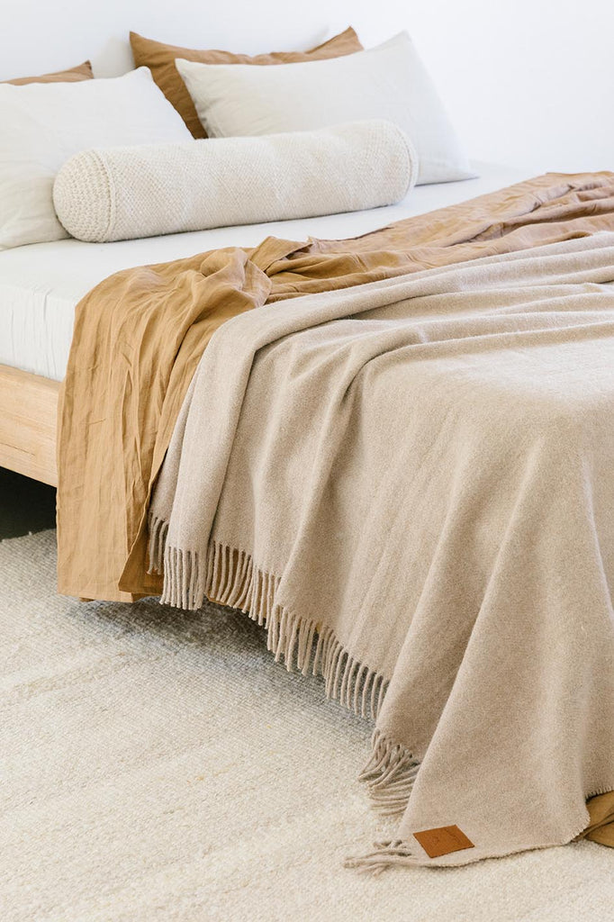 Puna Throw | Oat