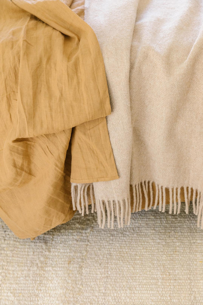 Puna Throw | Oat