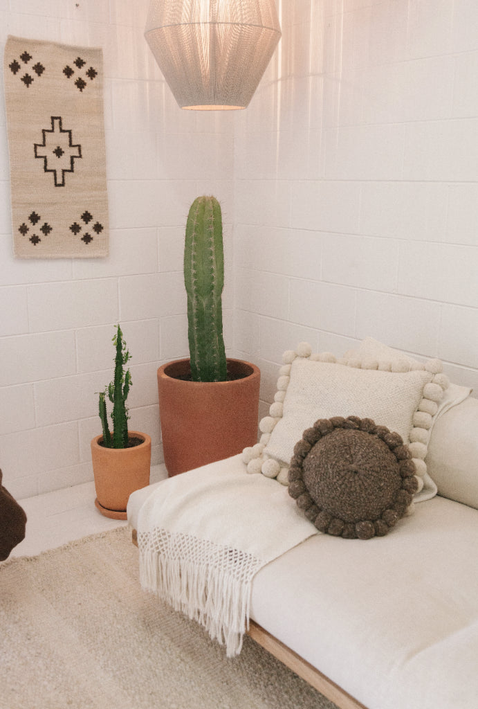 Classica Pom Pom Cushion #1 Mini | Walnut