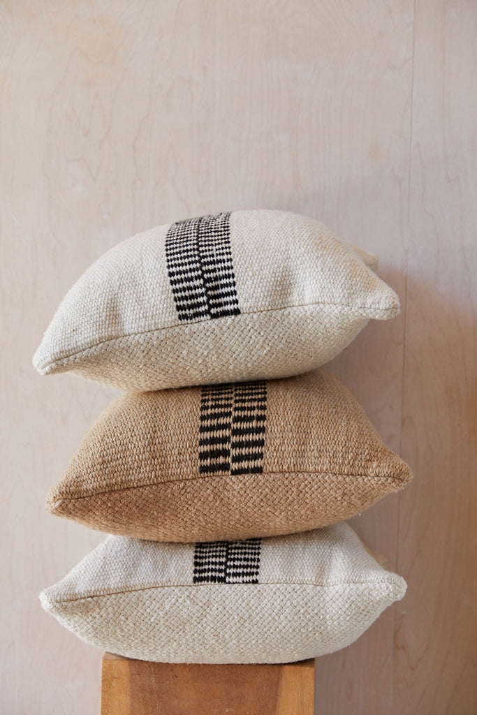 Rosana Cushion | Sand & Black