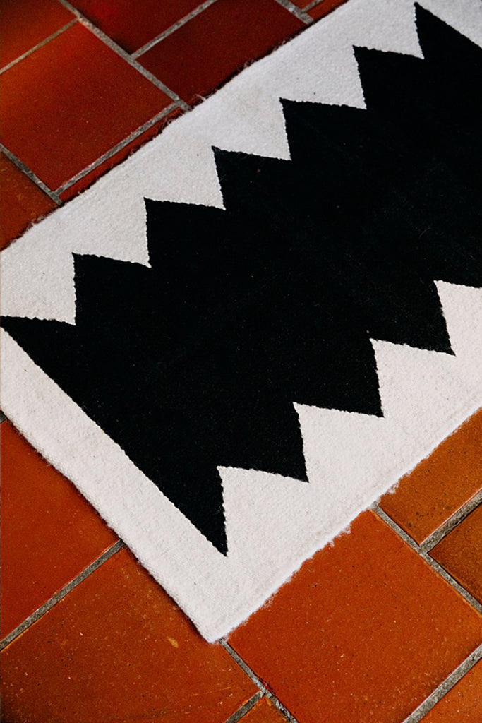 Mini Southwest #2 | Black & Natural