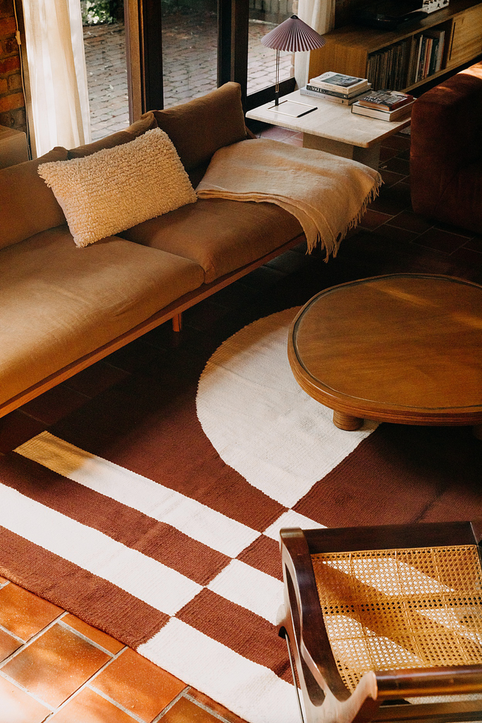 Haus #3 | Burgundy & Natural