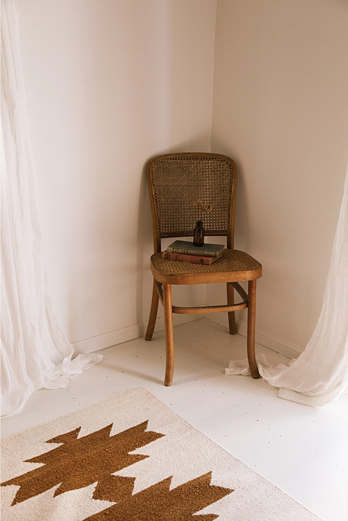 Elvira Runner |  Natural & Latte