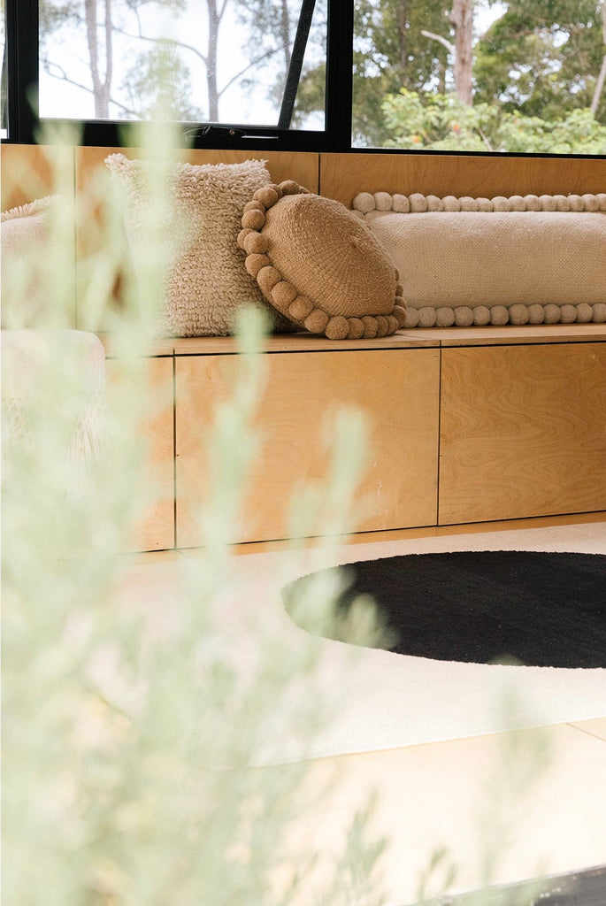 Sol | Black & Natural