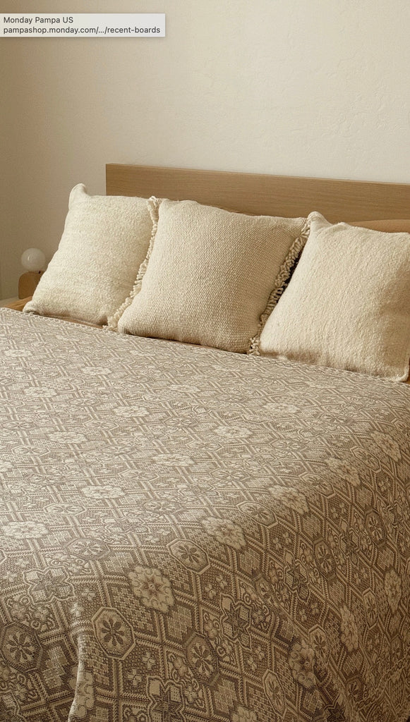 Classica Cushion #13 | Natural