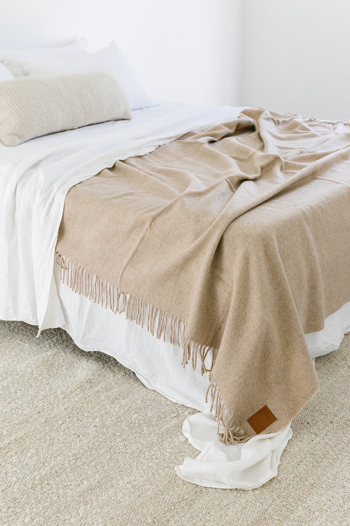 Puna Throw | Oat