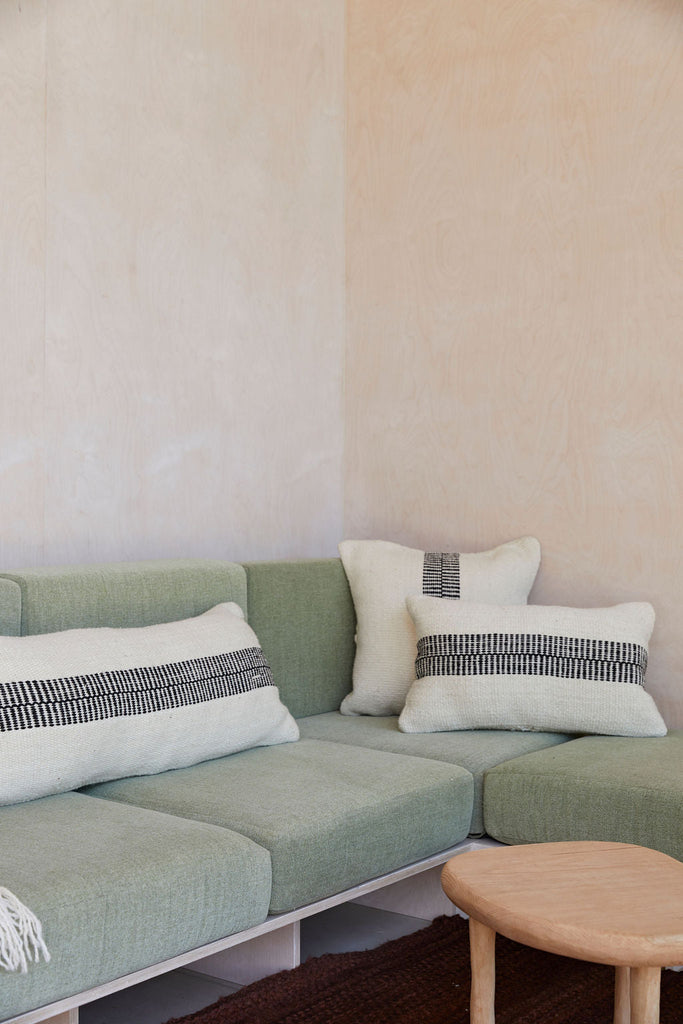 Rosana Cushion | Natural & Black