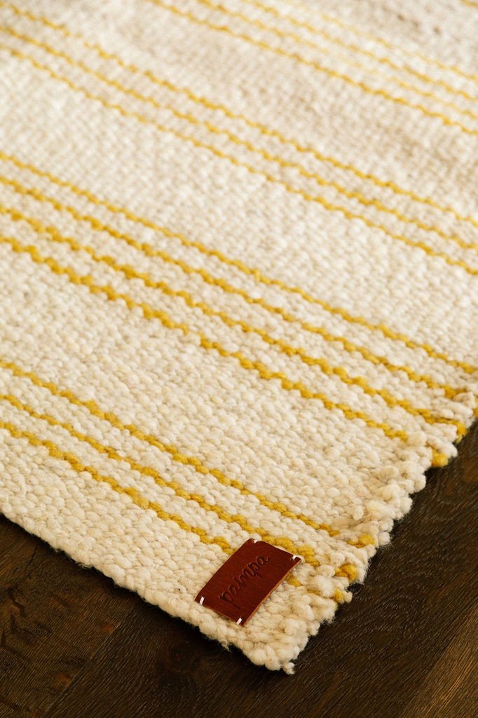 Abril | Natural & Mustard