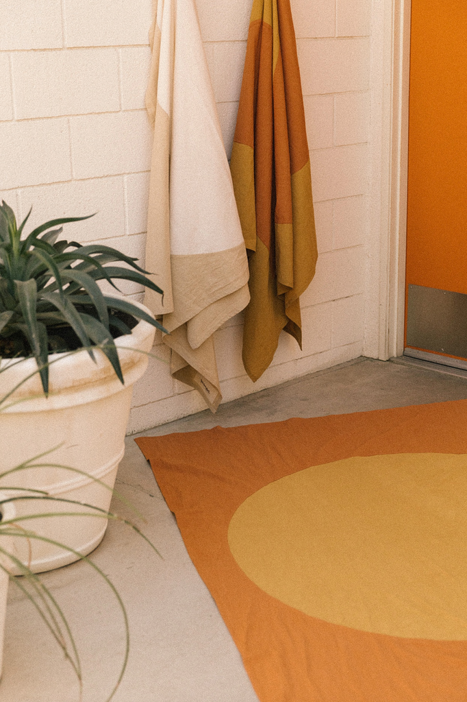 Sol Throw | Rust & Mustard