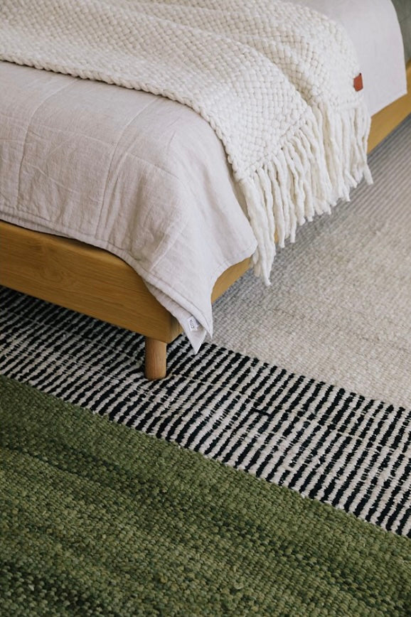 Paloma | Moss & Natural & Black